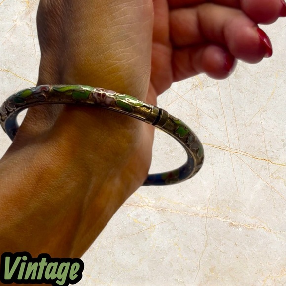 Vintage Blur and Green Floral Bangle Bracelet - Picture 3 of 10